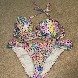 Victoria’s Secret floral bikini